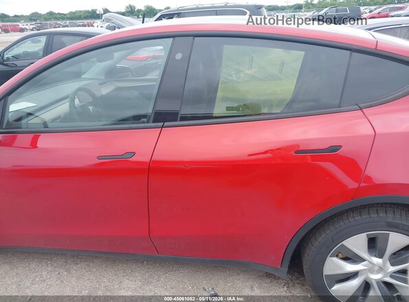 7SAYGDEE9PA094210 2023 TESLA MODEL Y Red 360 interior view