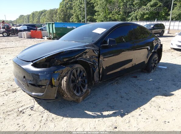 7SAYGDEE9PA183047 2023 TESLA MODEL Y Black Front left