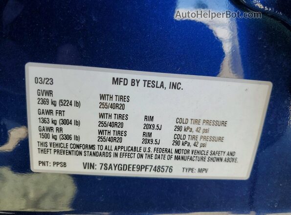 7SAYGDEE9PF748576 2023 TESLA MODEL Blue Vista del compartimento del motor