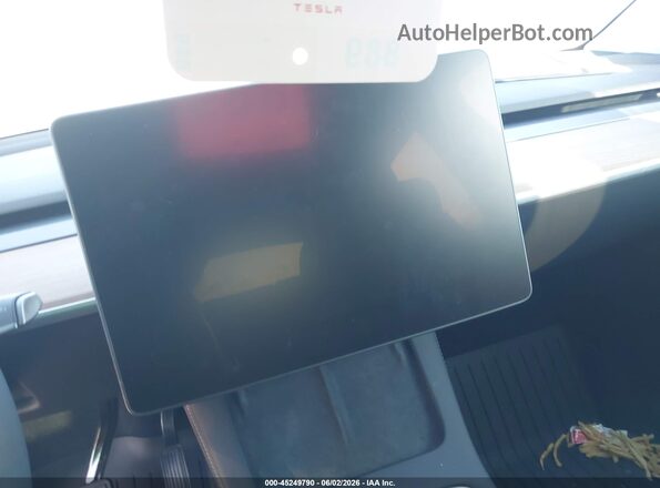 7SAYGDEE9RA266707 2024 TESLA MODEL Y Red Հետևի նստատեղերի տեսք