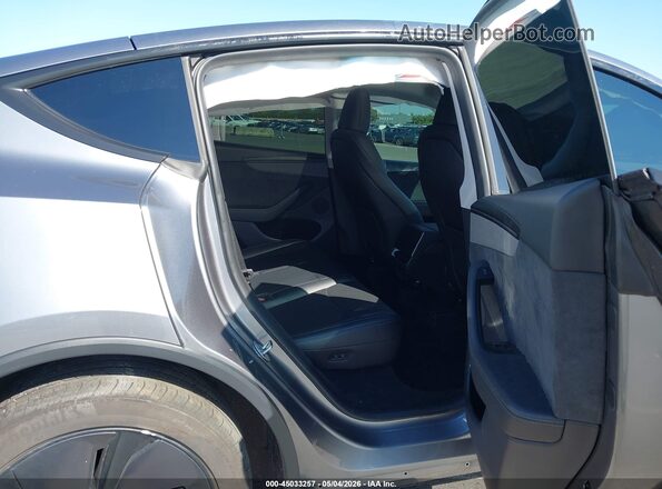 7SAYGDEE9TF364775 2026 TESLA MODEL Y Серебряный Вид наклейки с VIN-кодом