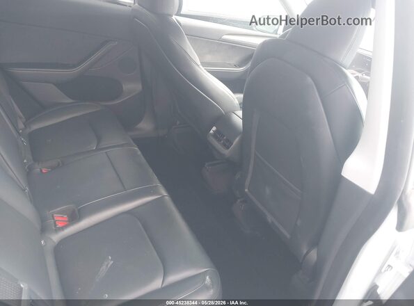 7SAYGDEEXPA027468 2023 TESLA MODEL Y Белый Вид наклейки с VIN-кодом