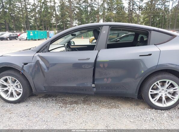 7SAYGDEEXPA157041 2023 TESLA MODEL Y Gray 