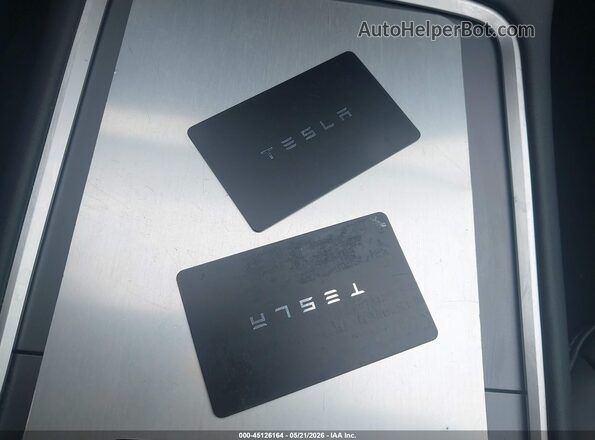 7SAYGDEEXSF244370 2025 TESLA MODEL Y Белый 