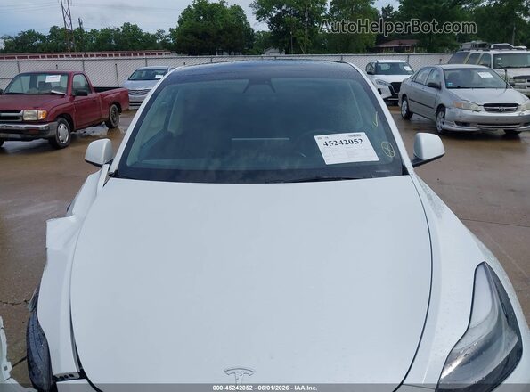 7SAYGDEF0NF308168 2022 TESLA MODEL Y White 