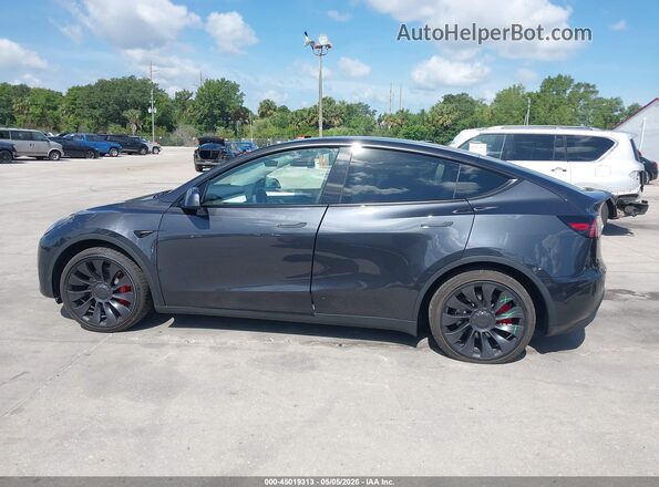 7SAYGDEF0RF048733 2024 TESLA MODEL Y Gray 