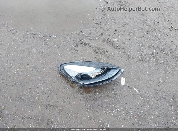 7SAYGDEF1NF534512 2022 TESLA MODEL Y White ხელსაწყოთა პანელის ხედი