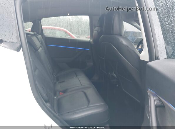7SAYGDEF1NF534512 2022 TESLA MODEL Y White VIN კოდის სტიკერის ხედი