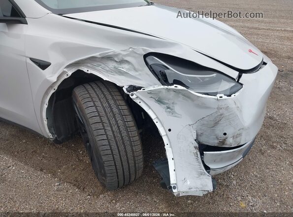 7SAYGDEF1PF590677 2023 TESLA MODEL Y Gray წინა ხედი
