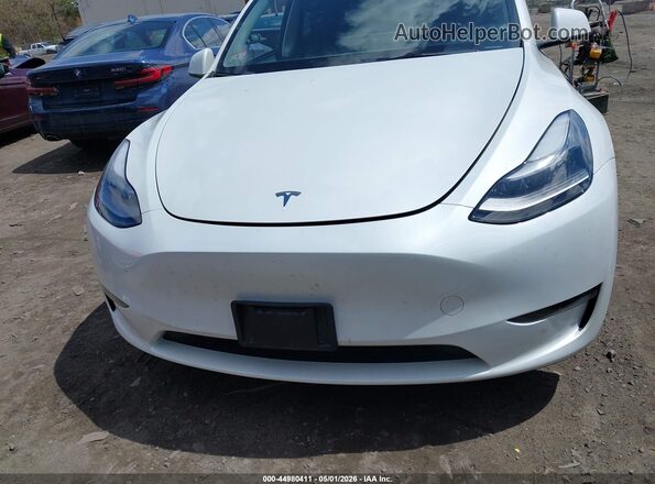 7SAYGDEF1PF797800 2023 TESLA MODEL Y White Սարքավորումների վահանակի տեսք
