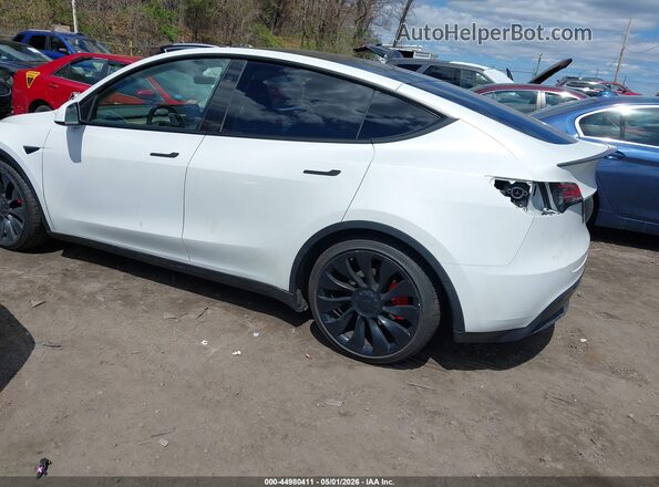 7SAYGDEF1PF797800 2023 TESLA MODEL Y White Հետևի ձախ
