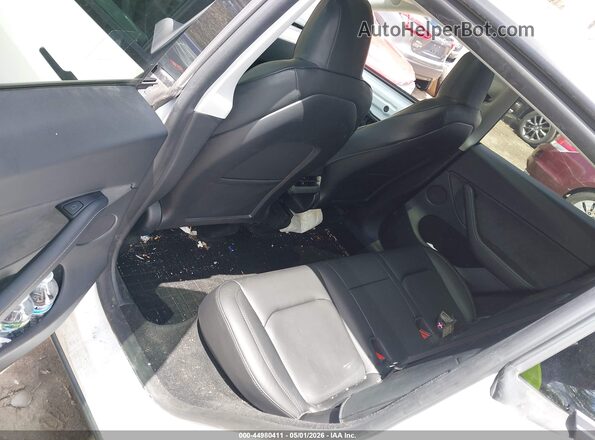 7SAYGDEF1PF797800 2023 TESLA MODEL Y White VIN կոդի պիտակի տեսք