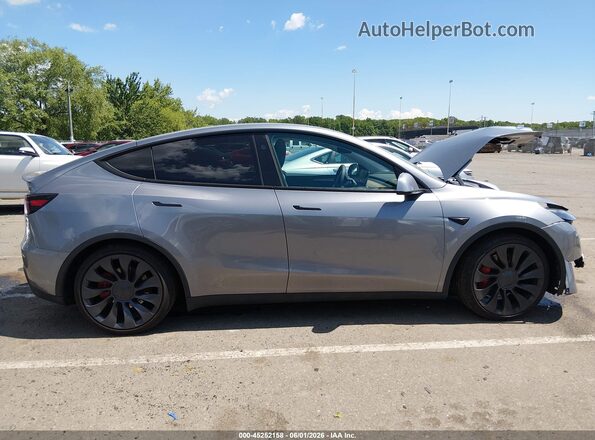 7SAYGDEF1RA325855 2024 TESLA MODEL Y Серый Вид щитка приборов