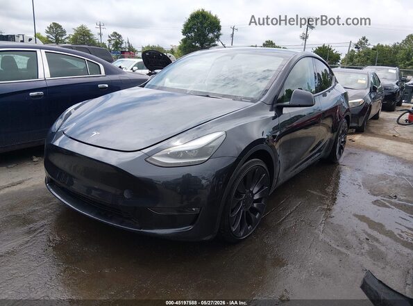 7SAYGDEF1RF034906 2024 TESLA MODEL Y Gray Front left