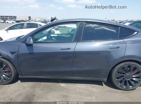 7SAYGDEF2NF573786 2022 TESLA MODEL Y Серый 