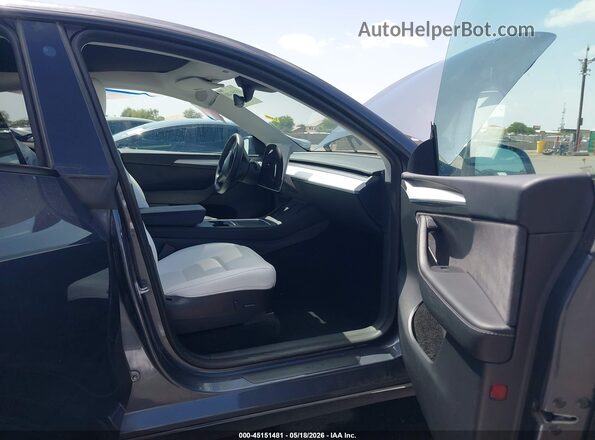 7SAYGDEF2NF573786 2022 TESLA MODEL Y Серый 