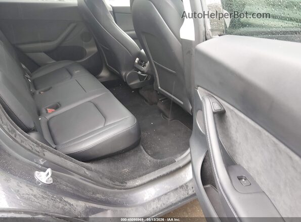 7SAYGDEF2PF912338 2023 TESLA MODEL Y Gray 