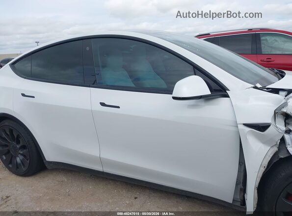 7SAYGDEF3PF695026 2023 TESLA MODEL Y White ხელსაწყოთა პანელის ხედი