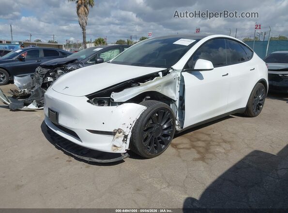 7SAYGDEF4NF523875 2022 TESLA MODEL Y White Front left