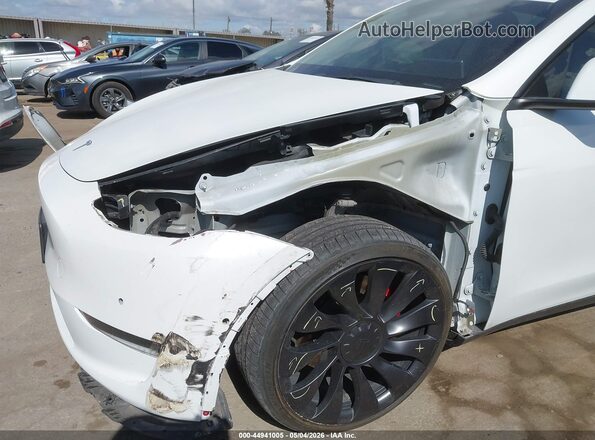 7SAYGDEF4NF523875 2022 TESLA MODEL Y White Front view