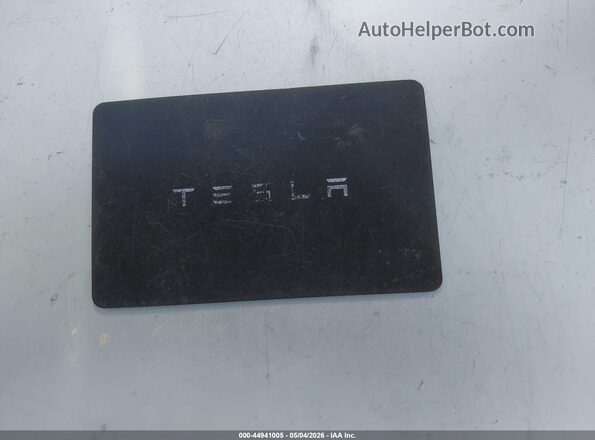 7SAYGDEF4NF523875 2022 TESLA MODEL Y White Dashboard view