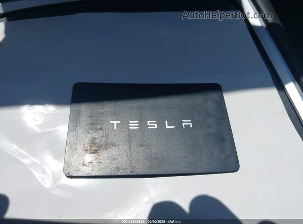 7SAYGDEF4NF560585 2022 TESLA MODEL Y Red 