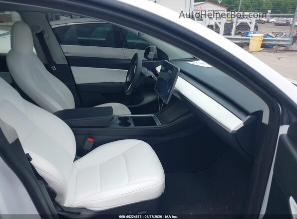 7SAYGDEF5NF461905 2022 TESLA MODEL Y White 
