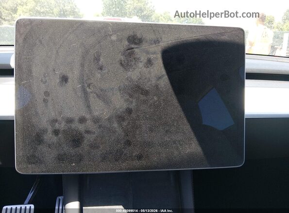 7SAYGDEF5NF522847 2022 TESLA MODEL Y White Rear seats view