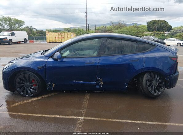 7SAYGDEF6NF392500 2022 TESLA MODEL Y Blue Սալոնի 360 աստիճան տեսք