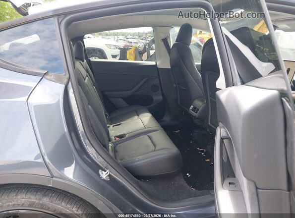 7SAYGDEF6NF533677 2022 TESLA MODEL Y Gray VIN կոդի պիտակի տեսք