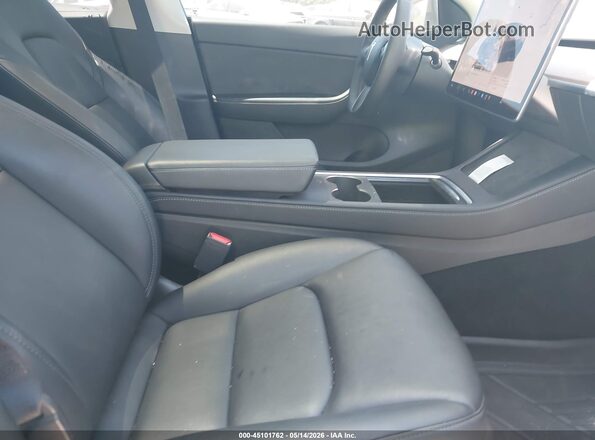 7SAYGDEF7NF465132 2022 TESLA MODEL Y Серый Вид салона спереди