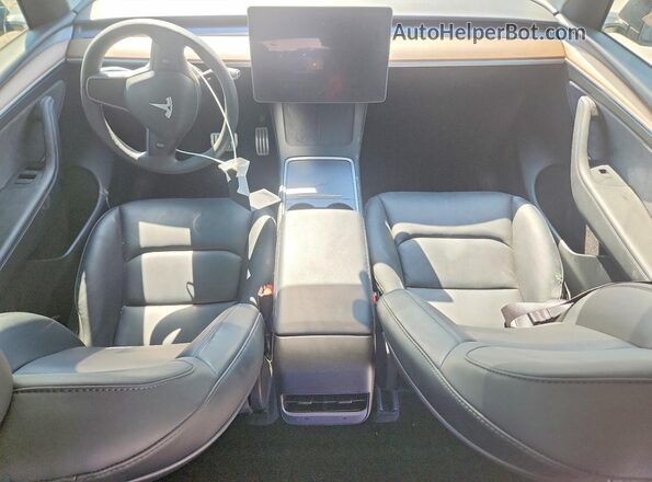 7SAYGDEF7RF037406 2024 TESLA MODEL Черный Вид панели приборов