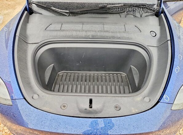 7SAYGDEF7SA342679 2025 TESLA MODEL Blue Widok wnętrza z tyłu