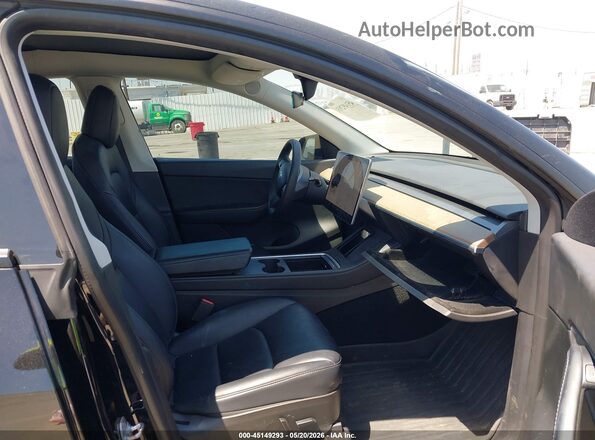 7SAYGDEFXNF404941 2022 TESLA MODEL Y Black 