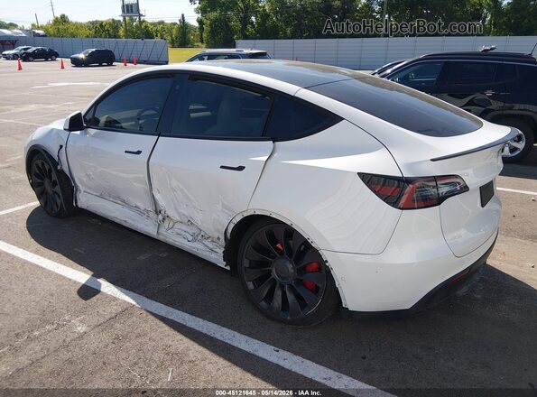 7SAYGDEFXNF465951 2022 TESLA MODEL Y Белый Задняя левая четверть