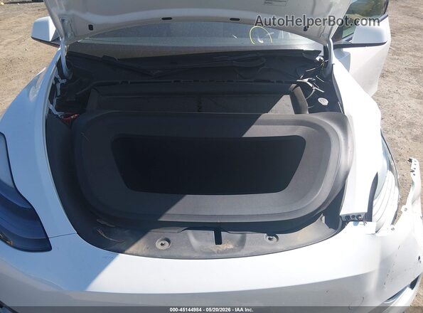 7SAYGDEFXNF535304 2022 TESLA MODEL Y Белый Вид сзади