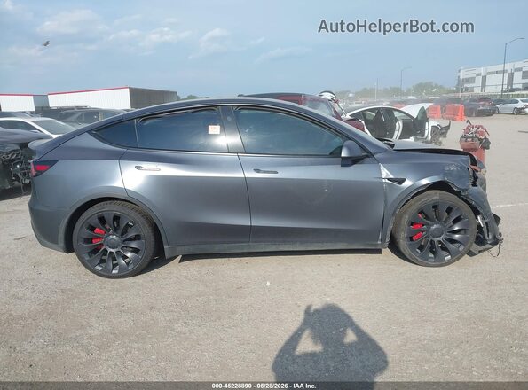 7SAYGDEFXPF802279 2023 TESLA MODEL Y Gray Widok zestawu wskaźników