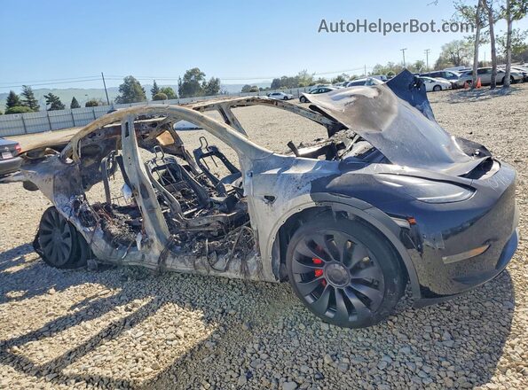 7SAYGDEFXRF080346 2024 TESLA MODEL Burn Przód prawy