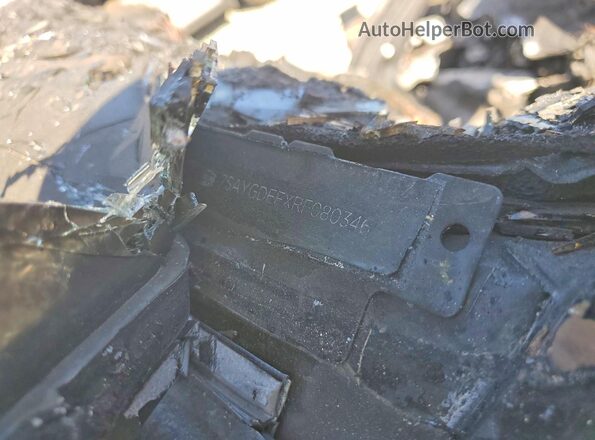 7SAYGDEFXRF080346 2024 TESLA MODEL Burn Widok komory silnika