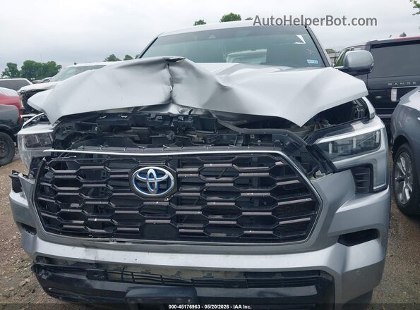 7SVAAAAA4PX002372 2023 TOYOTA SEQUOIA Silver Вид спереду