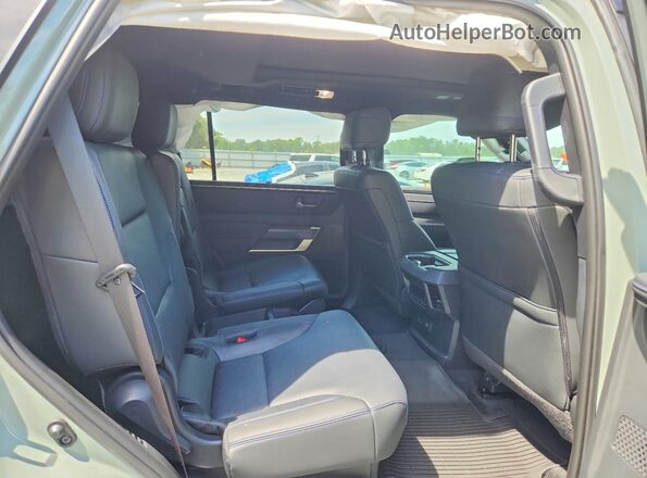 7SVAAABA0RX038383 2024 TOYOTA SEQUOIA Gray Սալոնի հետևի տեսք