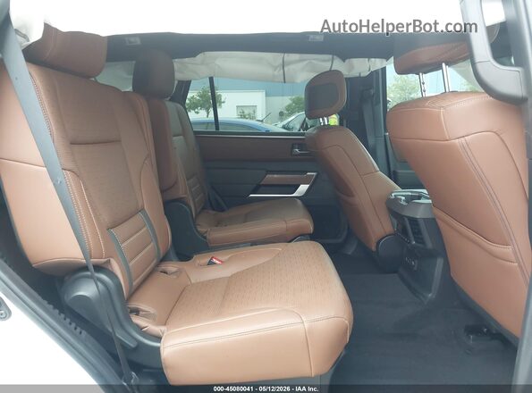 7SVAAABA1SX054534 2025 TOYOTA SEQUOIA White VIN კოდის სტიკერის ხედი