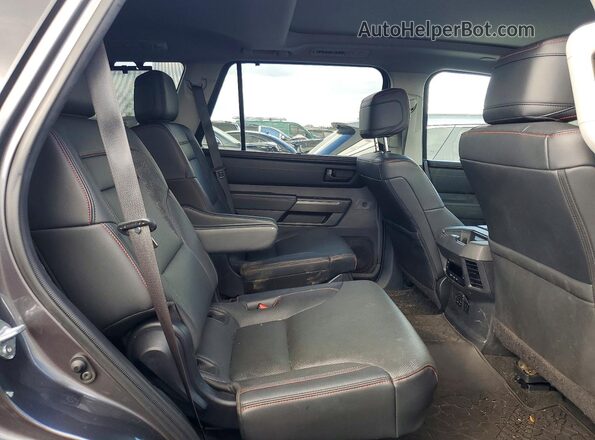 7SVAAABA2PX012168 2023 TOYOTA SEQUOIA Gray უკანა სალონის ხედი