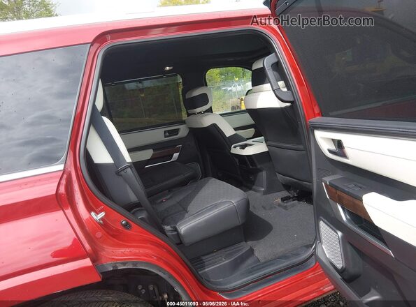 7SVAAABA3RX039950 2024 TOYOTA SEQUOIA Red VIN կոդի պիտակի տեսք