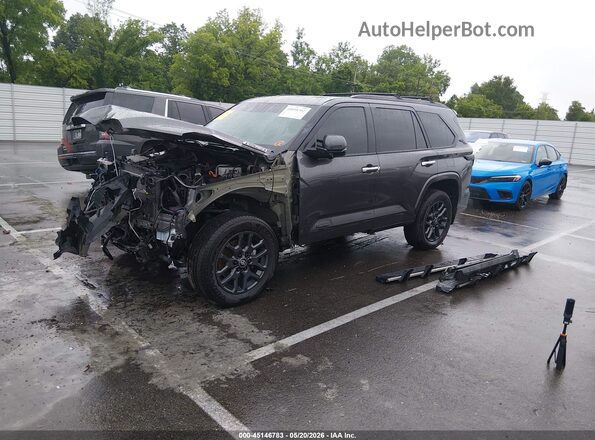 7SVAAABA7PX020332 2023 TOYOTA SEQUOIA Gray Przód lewy