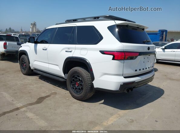 7SVAAABA7RX038557 2024 TOYOTA SEQUOIA White Rear left