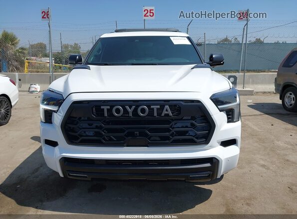 7SVAAABA7RX038557 2024 TOYOTA SEQUOIA White Instrument cluster view