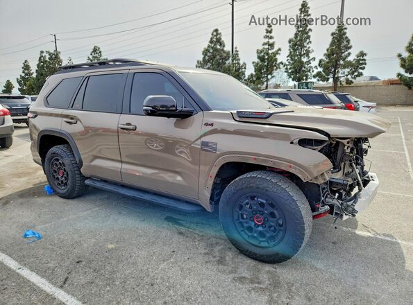 7SVAAABA7SX053727 2025 TOYOTA SEQUOIA Tan Front right