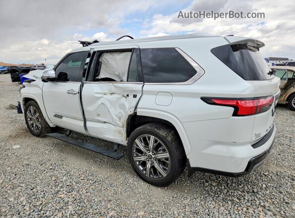 7SVAAABAXPX009423 2023 TOYOTA SEQUOIA White 