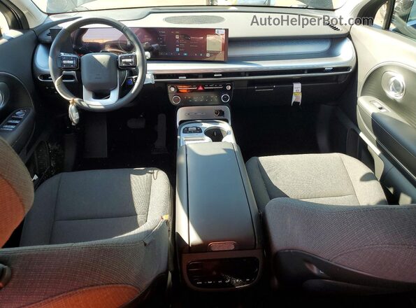 7YAMS5S18TY004665 2026 HYUNDAI IONIQ Черный Вид панели приборов